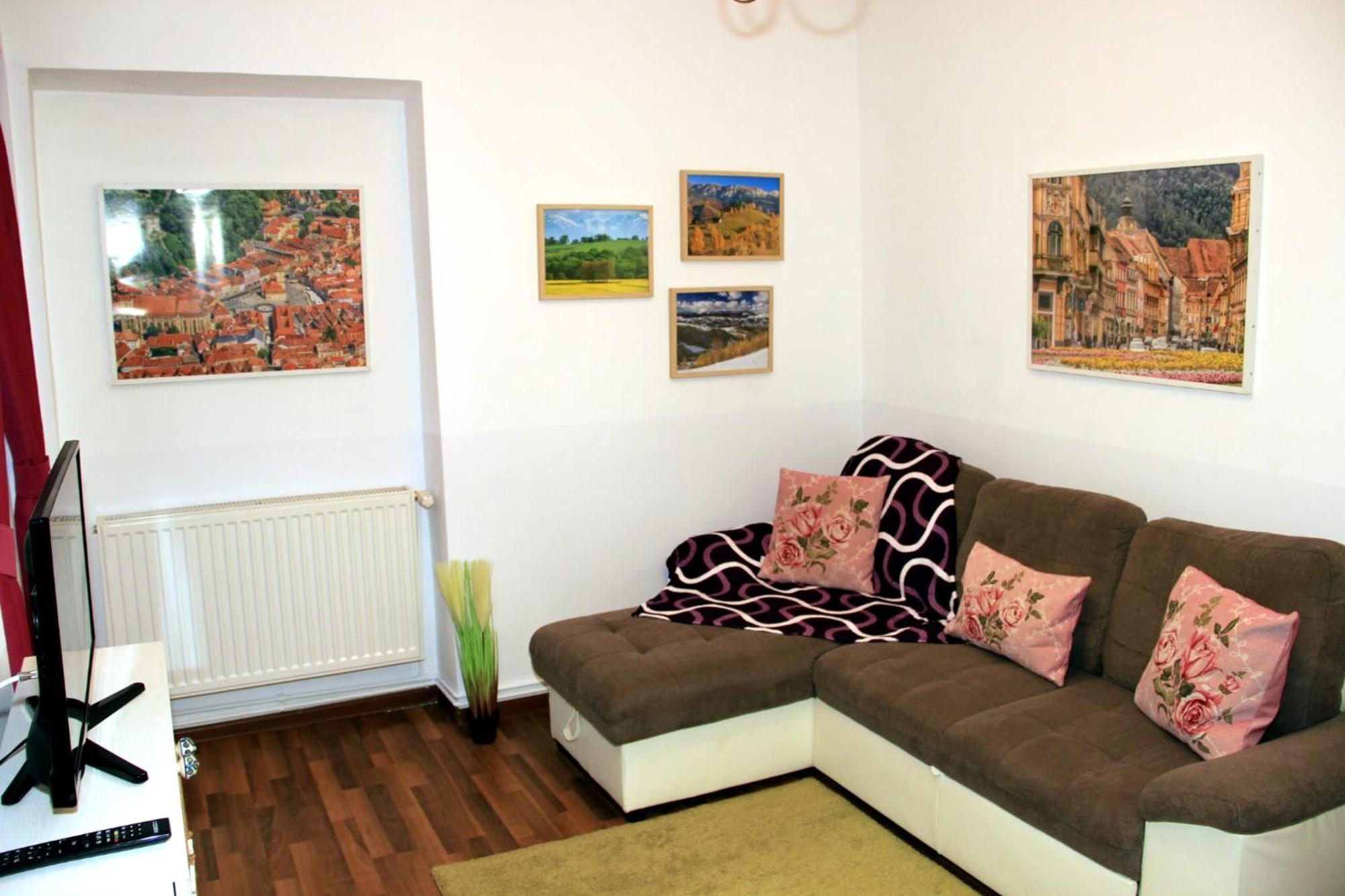 John Residence Apartment Brasov With Parking Option Bagian luar foto