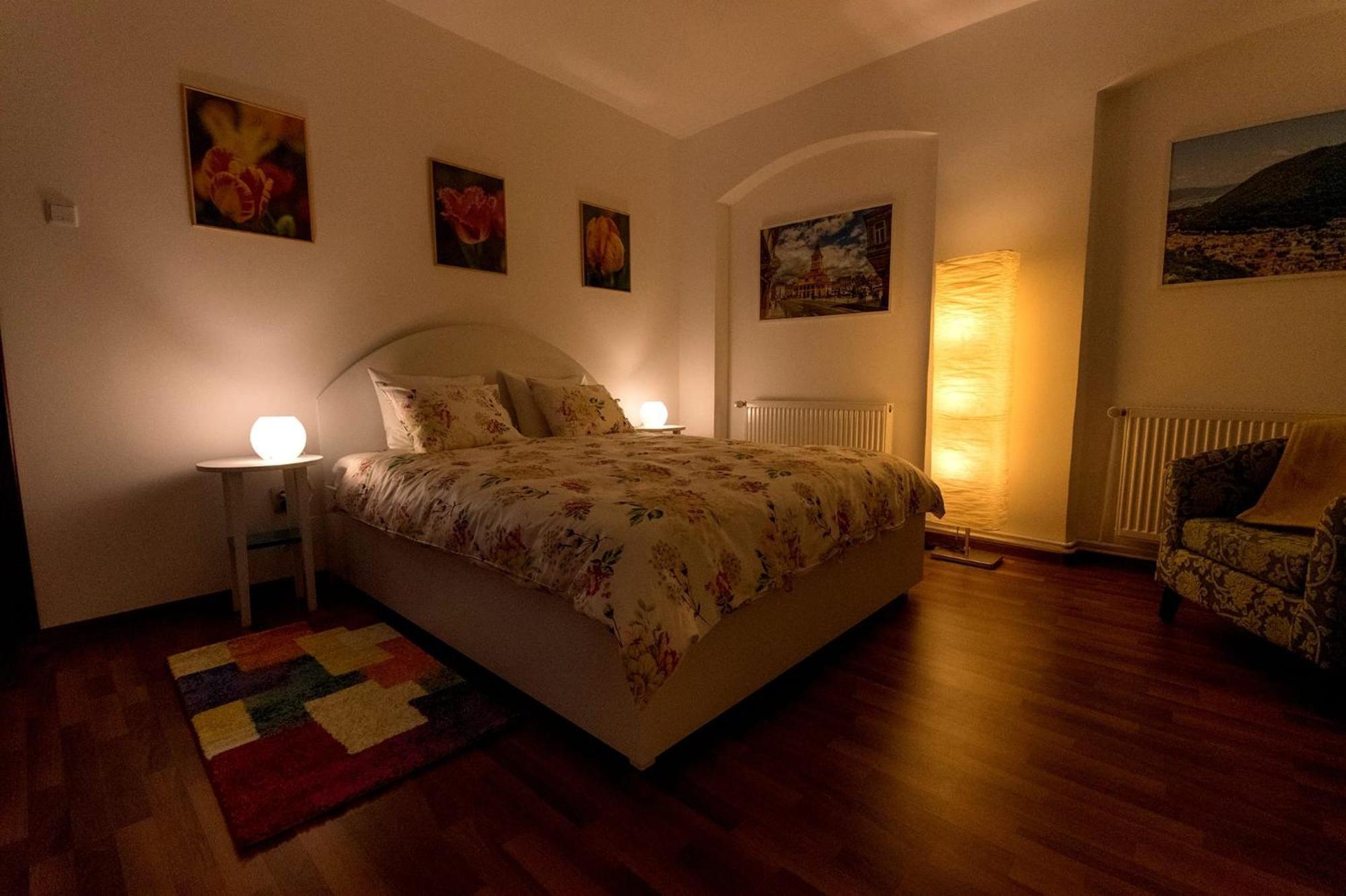 John Residence Apartment Brasov With Parking Option Bagian luar foto