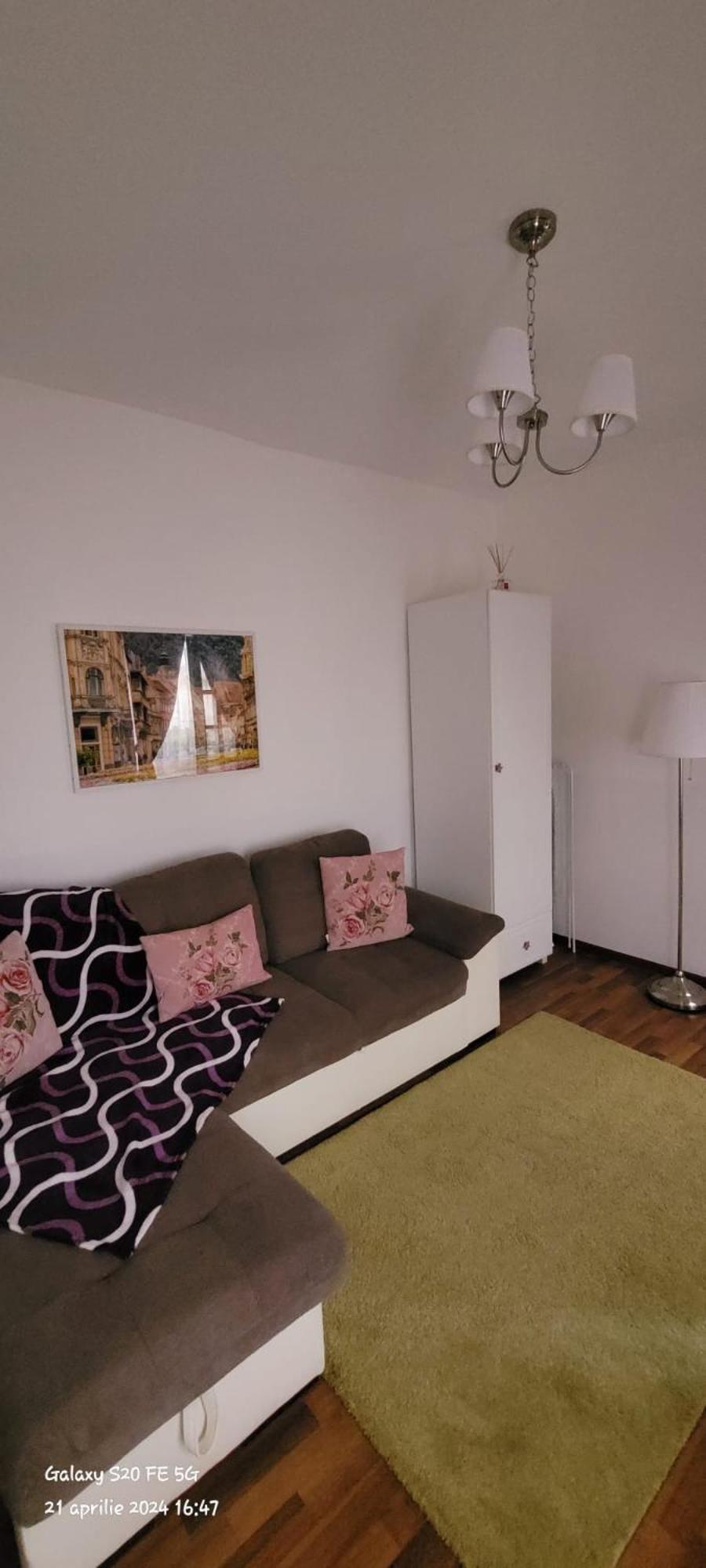 John Residence Apartment Brasov With Parking Option Bagian luar foto