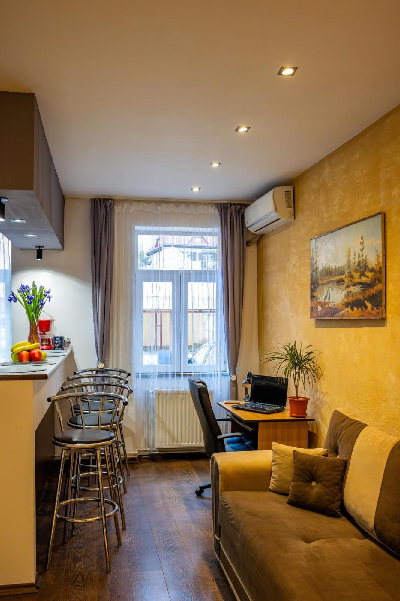 John Residence Apartment Brasov With Parking Option Bagian luar foto